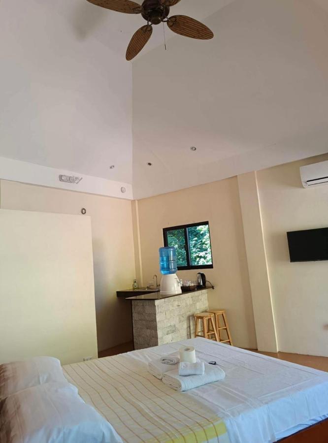 Tyner'S Place Panglao Exteriör bild